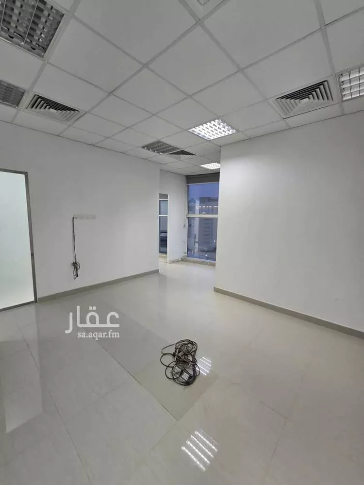 مكتب تجاري للإيجار في شارع رقم 48, حي العليا, مدينة الرياض, منطقة الرياض