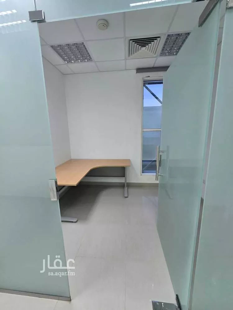 مكتب تجاري للإيجار في شارع رقم 48, حي العليا, مدينة الرياض, منطقة الرياض 16