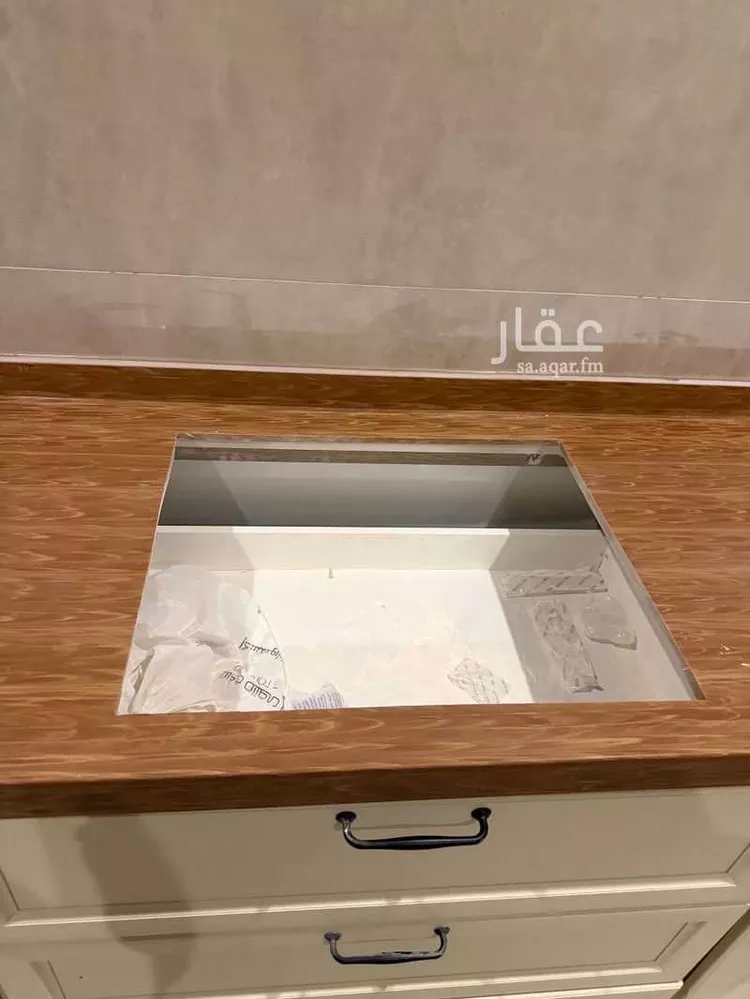 شقة للإيجار في شارع العوالي ، حي القرية الثانية ، الدمام ، الدمام 1 صورة