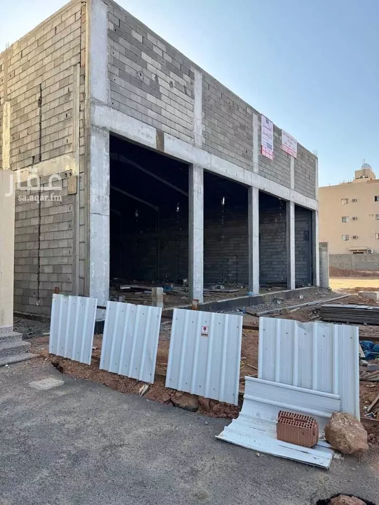 محل للإيجار في شارع شارع الحزام, حي الملك عبدالله, مدينة المجمعة, منطقة الرياض صورة 3