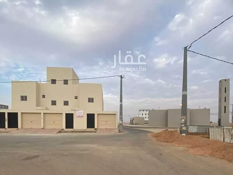 عمارة للبيع في شارع ديلم الحميري الجيشاني, حي الأمير سلطان بن عبدالعزيز, مدينة المجمعة, منطقة الرياض صورة 2