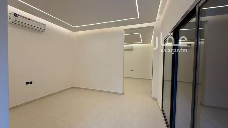 Floor for Rent in Riyadh Ar Rimal 12