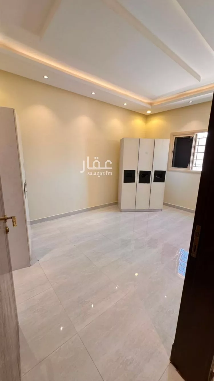 شقة للإيجار في شارع عبدالله بن ملاذ الأشعري, حي العارض, مدينة الرياض, منطقة الرياض صورة 2