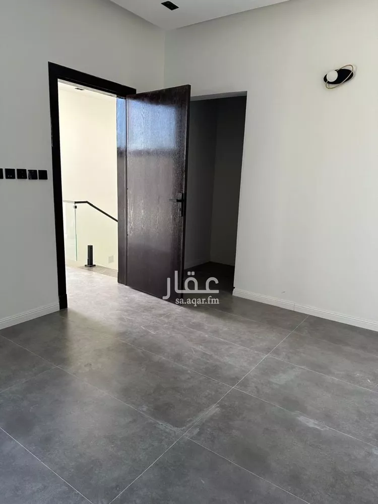 فيلا للإيجار في شارع الكوادر, حي ظهرة لبن, مدينة الرياض, منطقة الرياض صورة 4
