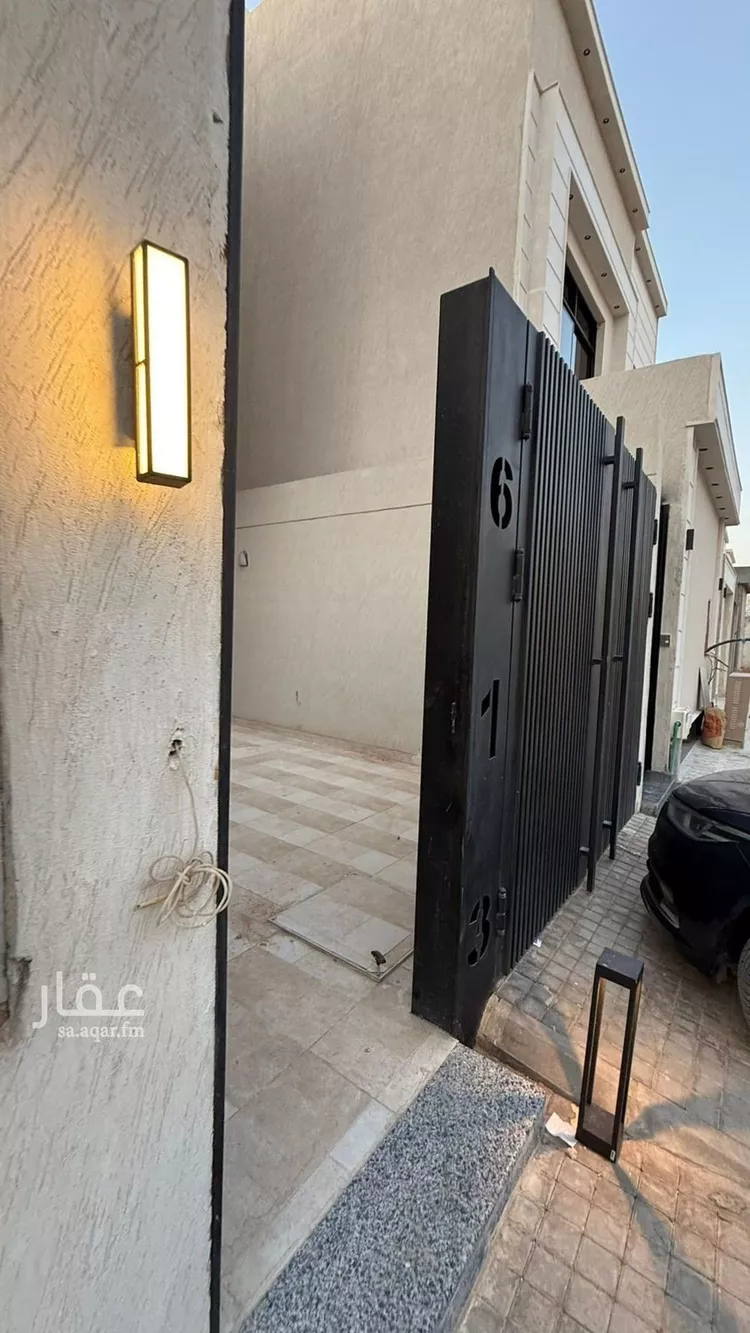 Floor for Rent in Riyadh Ar Rimal 6