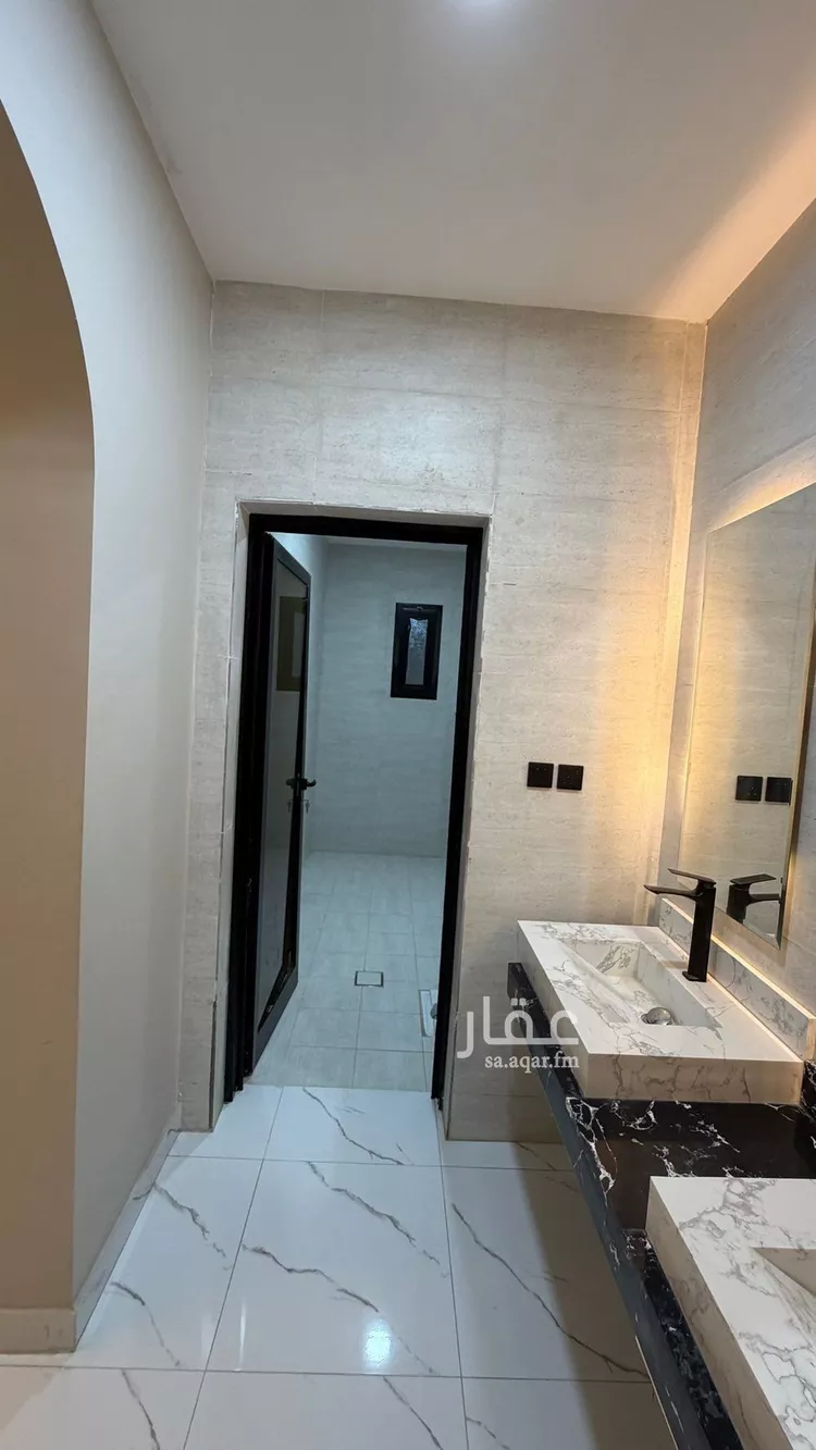 شقة للإيجار في شارع علي حمود احمد علواني, حي المحمدية 3, مدينة جازان, منطقة جازان صورة 4