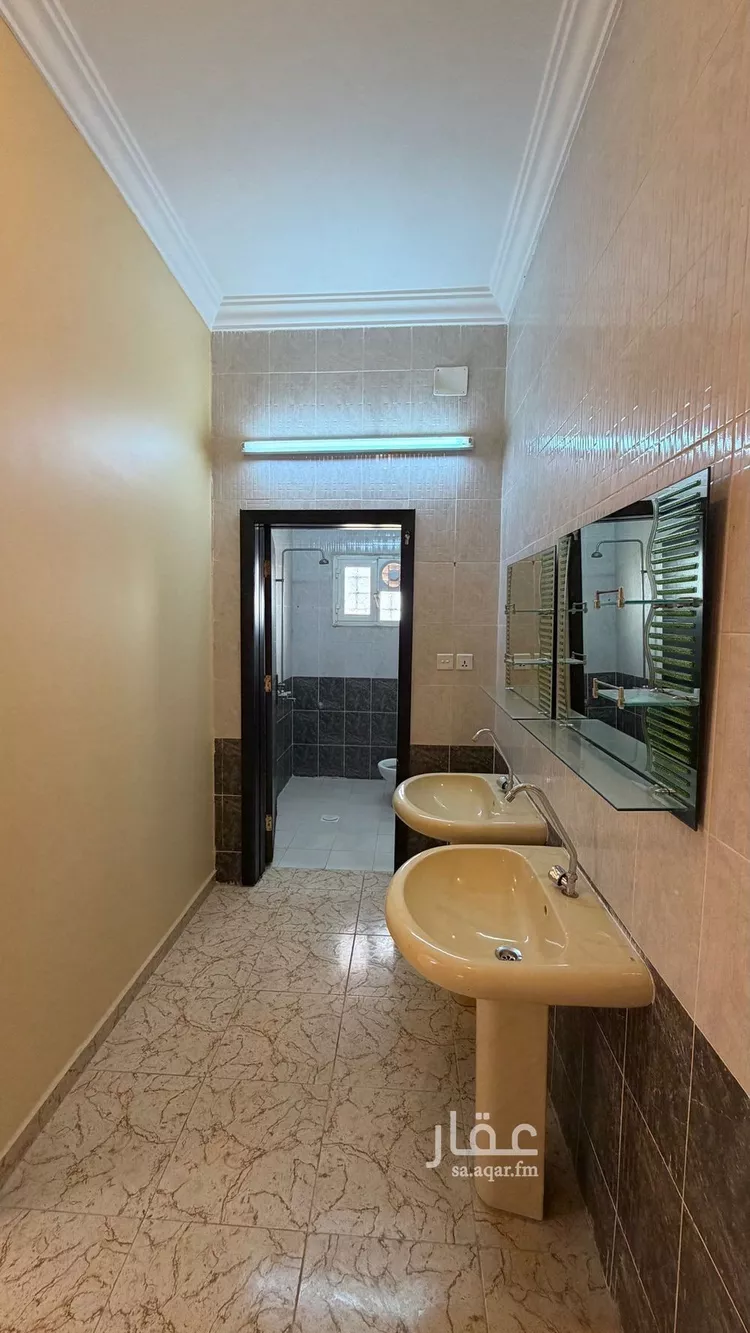 شقة للإيجار في شارع اياد ابو السمح, حي الروضة, مدينة جازان, منطقة جازان صورة 5