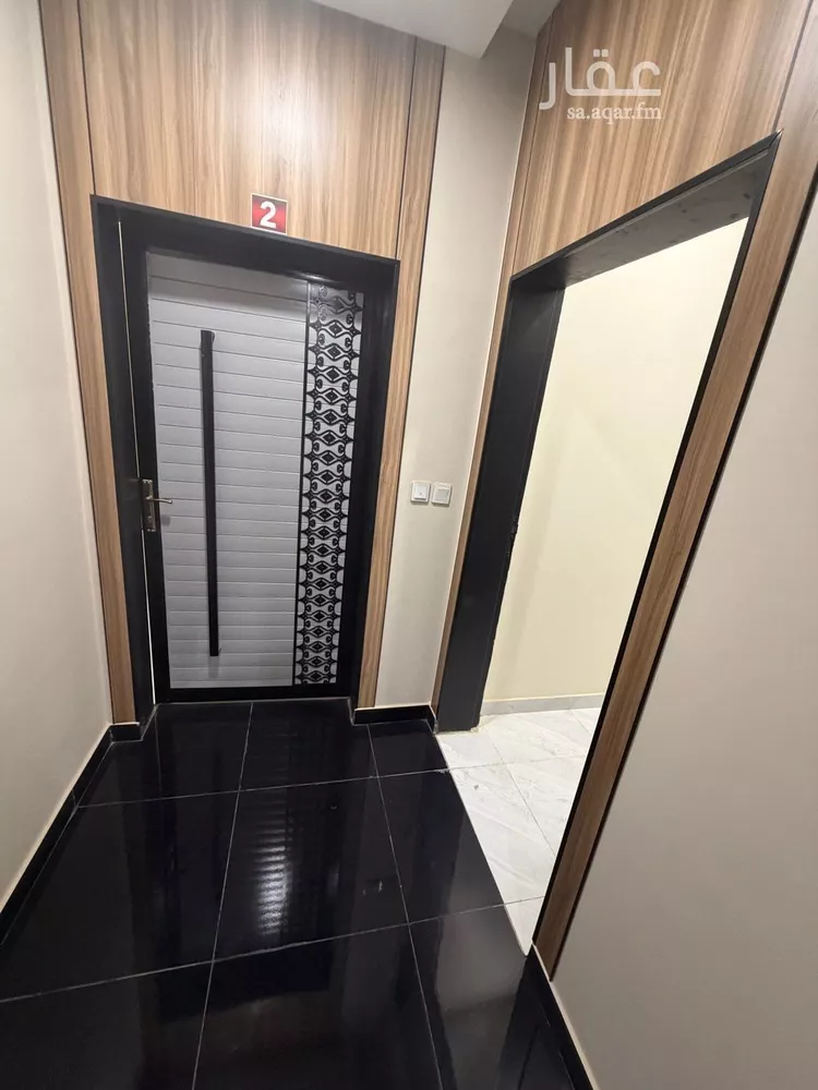 شقة للإيجار في شارع شهيد الدين ثم الوطن علي قالب محمد الشرقي, حي المحمدية 1, مدينة جازان, منطقة جازان صورة 2