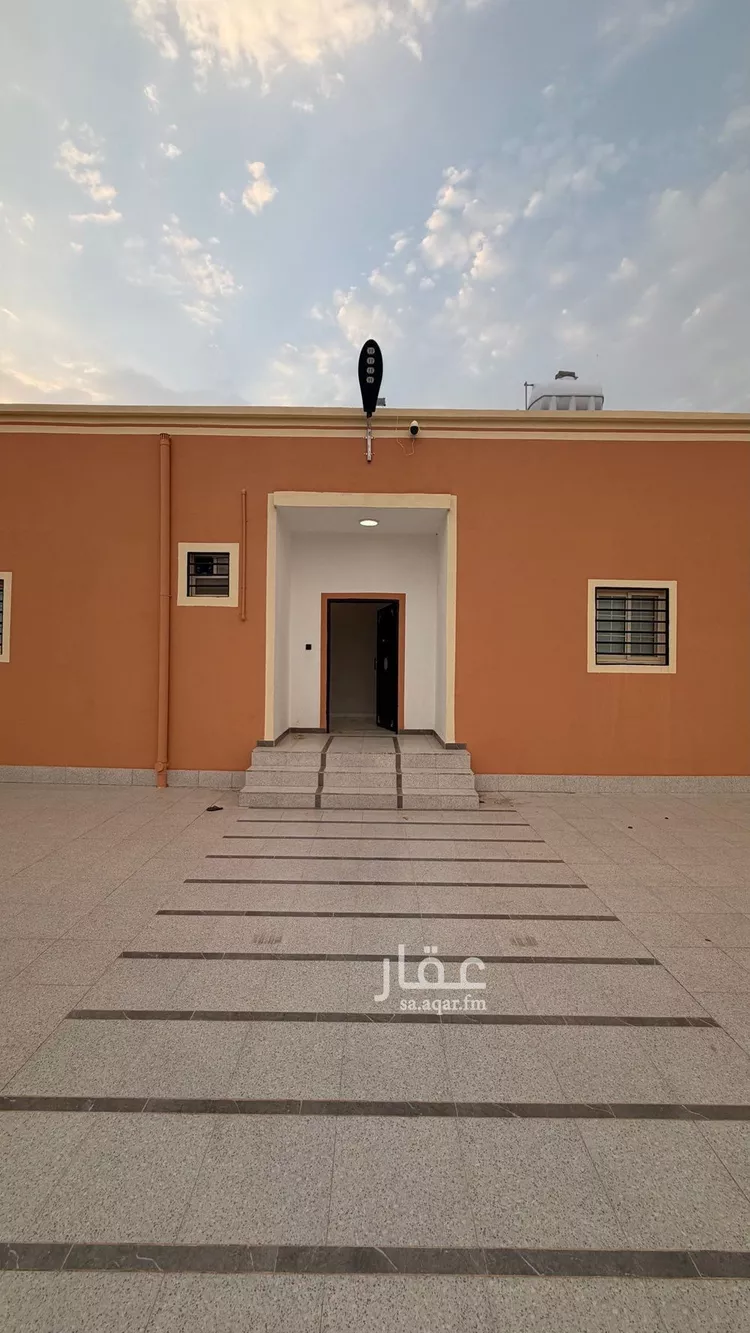 Floor for Rent in Baish ALKHALIDIYA DIST