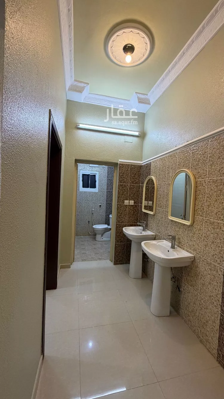 شقة للإيجار في شارع مالك ابن حمزة, حي المحمدية 2, مدينة جازان, منطقة جازان صورة 5