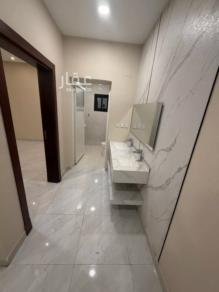 شقة للإيجار في شارع شهيد الدين ثم الوطن علي قالب محمد الشرقي, حي المحمدية 1, مدينة جازان, منطقة جازان صورة 4