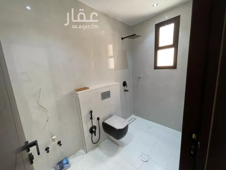 Floor for Sale in Riyadh Ad Dar Al Baida 10