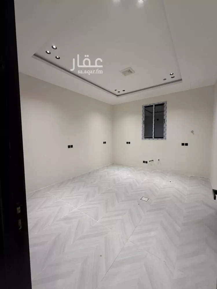 دور للبيع في شارع عثمان الرويني, حي البيان, مدينة الرياض, منطقة الرياض 8