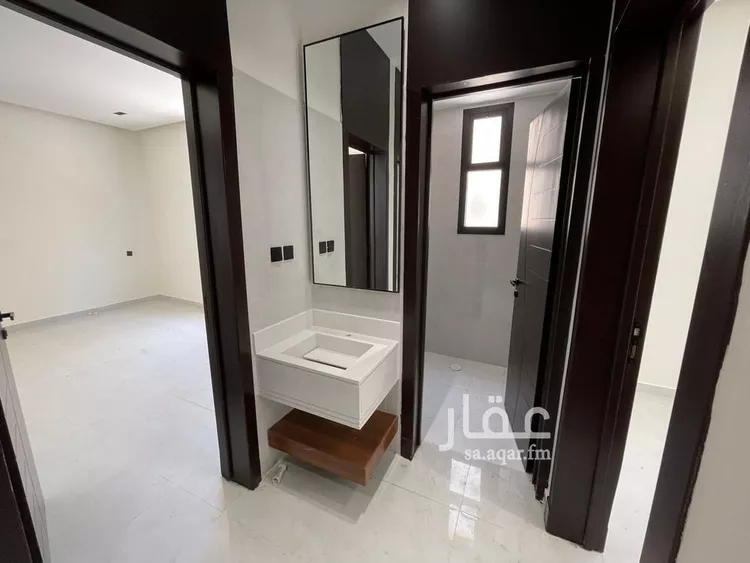 Floor for Sale in Riyadh Ad Dar Al Baida 9