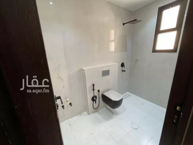 Floor for Sale in Riyadh Ad Dar Al Baida 12