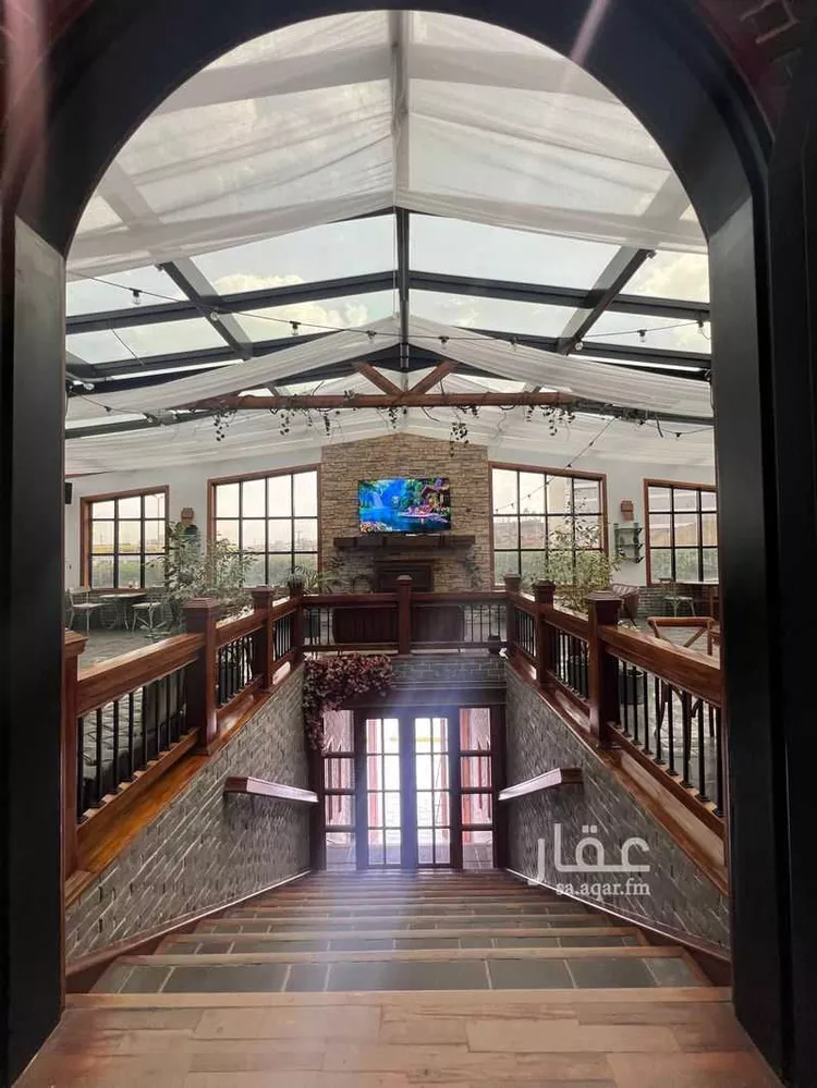 محل للإيجار في شارع طريق الملك فهد, حي النعمان, مدينة أبها, منطقة عسير صورة 2