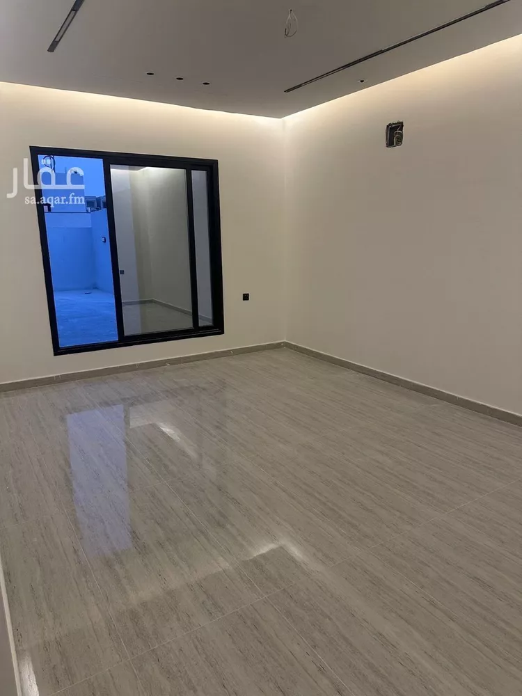 Apartment for Sale in Dammam Ash Shulah 12