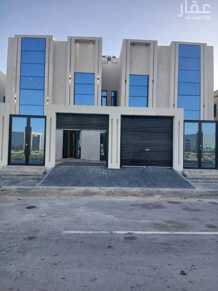 فيلا للبيع في شارع البدر, حي الشروق, مدينة الدمام, المنطقة الشرقية صورة 2