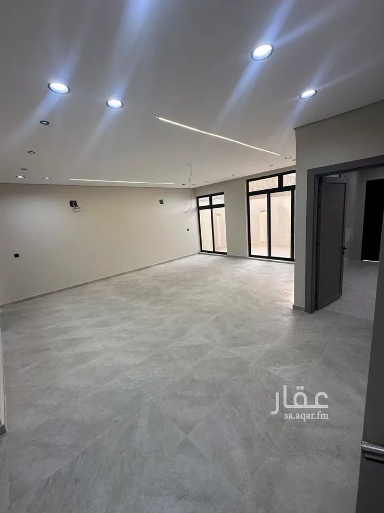 فيلا للبيع في شارع البدر, حي الشروق, مدينة الدمام, المنطقة الشرقية 8