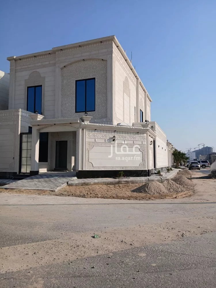 فيلا للبيع في شارع الضيعه, حي ضاحية الملك فهد, مدينة الدمام, المنطقة الشرقية صورة 4