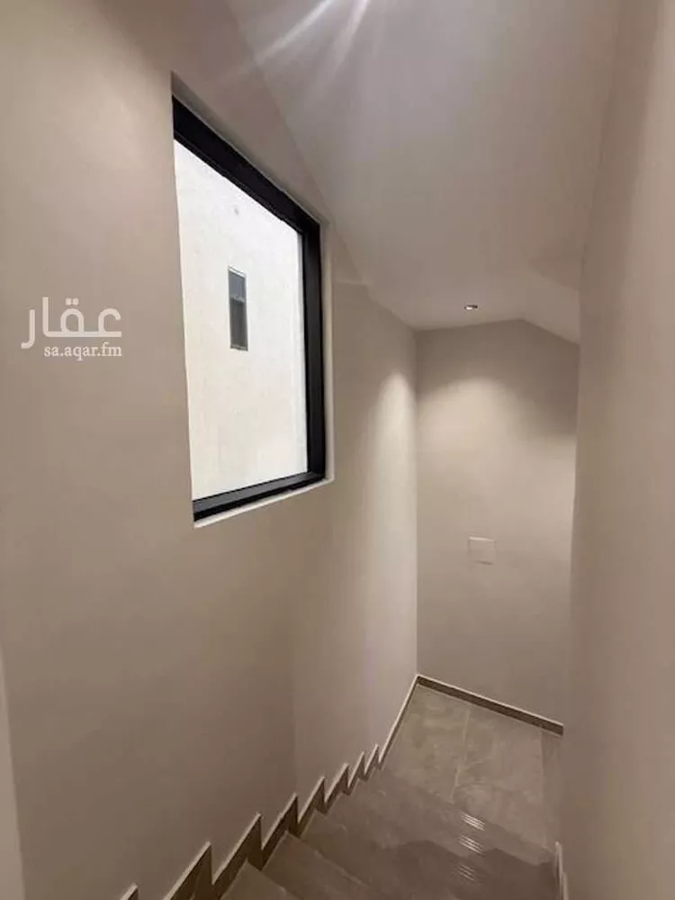 فيلا للبيع في شارع محمد بن ابي دينار, حي الصواري, مدينة الخبر, المنطقة الشرقية 14