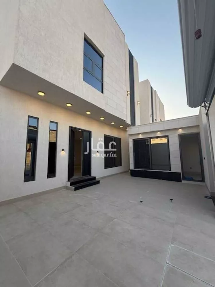 فيلا للبيع في شارع محمد بن ابي دينار, حي الصواري, مدينة الخبر, المنطقة الشرقية صورة 3