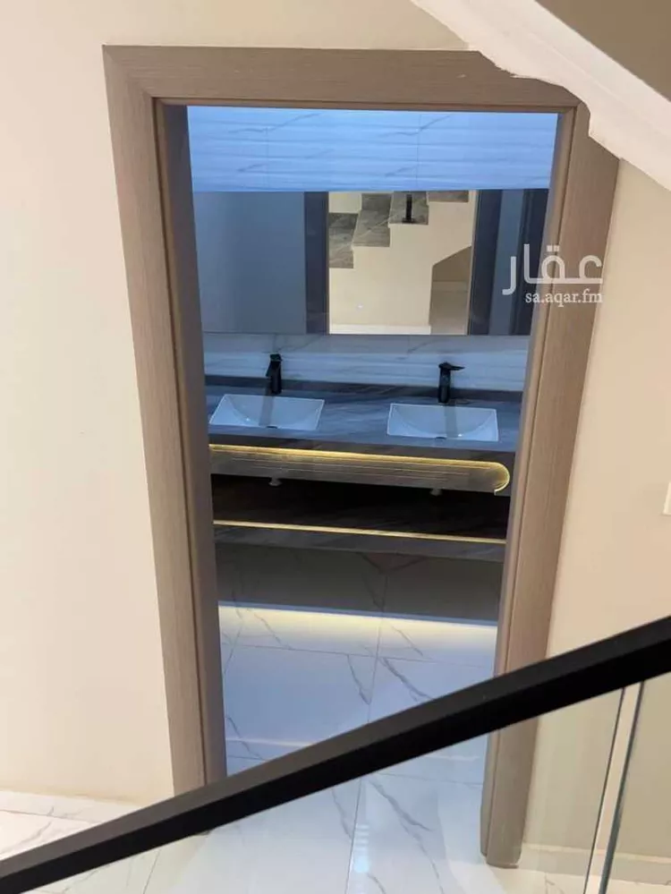 فيلا للبيع في شارع المنذر بن صخر, حي طيبة, مدينة جدة, منطقة مكة المكرمة 16