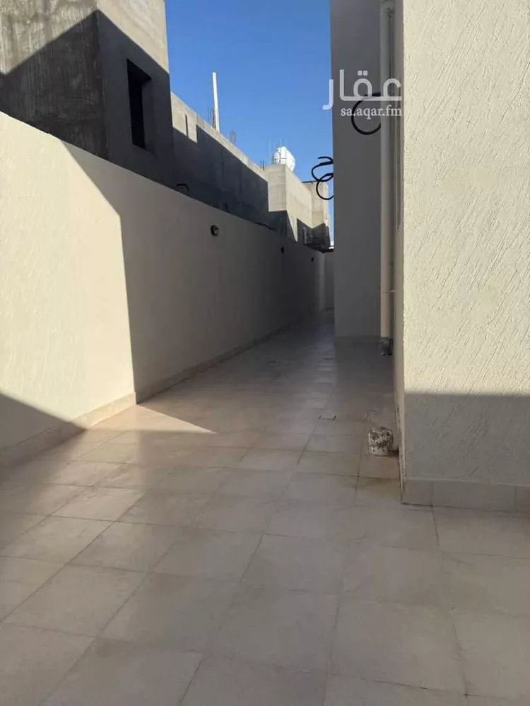 Floor for Sale in Medina King Fahd صورة 4