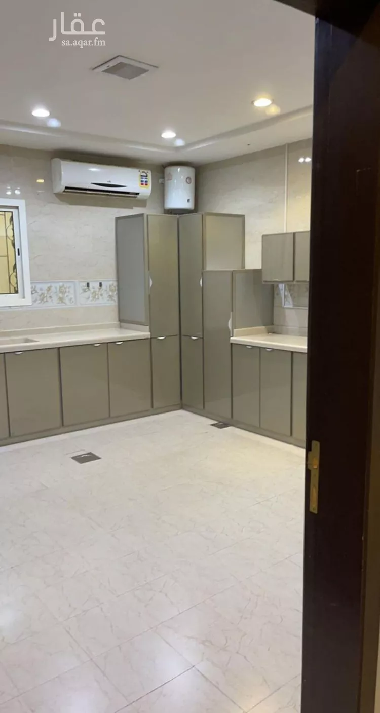 فيلا للبيع في شارع ابن سعيد المغربي, حي العارض, مدينة الرياض, منطقة الرياض صورة 5