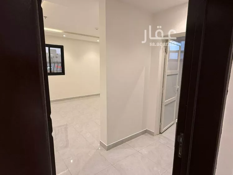 شقة للبيع في شارع سلطان بن نمر, حي الرمال, مدينة الرياض, منطقة الرياض صورة 2
