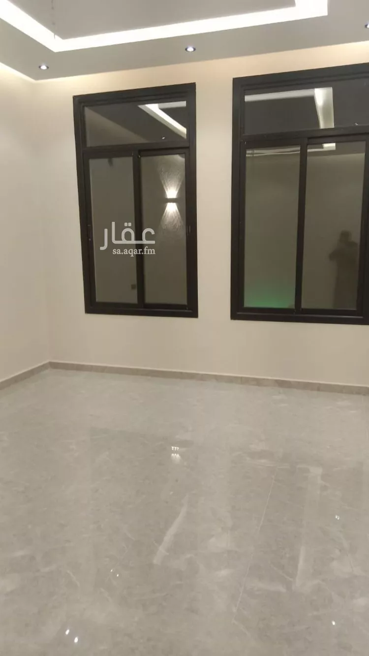 فيلا للبيع في شارع عقرباء 202, حي عقرباء, مدينة الجبيلة, منطقة الرياض صورة 2