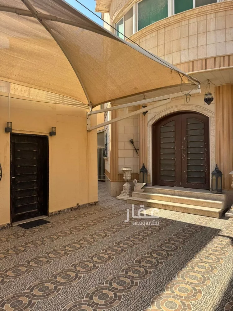 فيلا للبيع في شارع جبل العوصاء, حي التعاون, مدينة الرياض, منطقة الرياض صورة 3