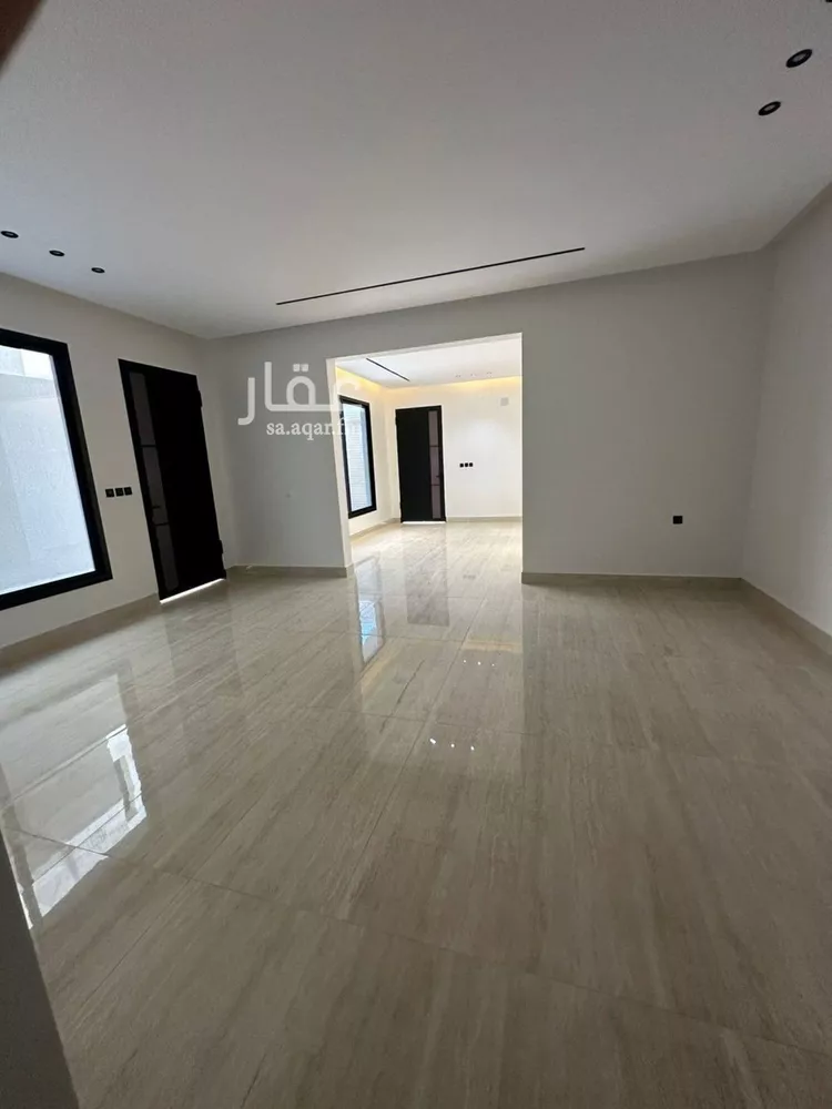 فيلا للبيع في شارع إبراهيم بن حسين, حي الرمال, مدينة الرياض, منطقة الرياض صورة 3