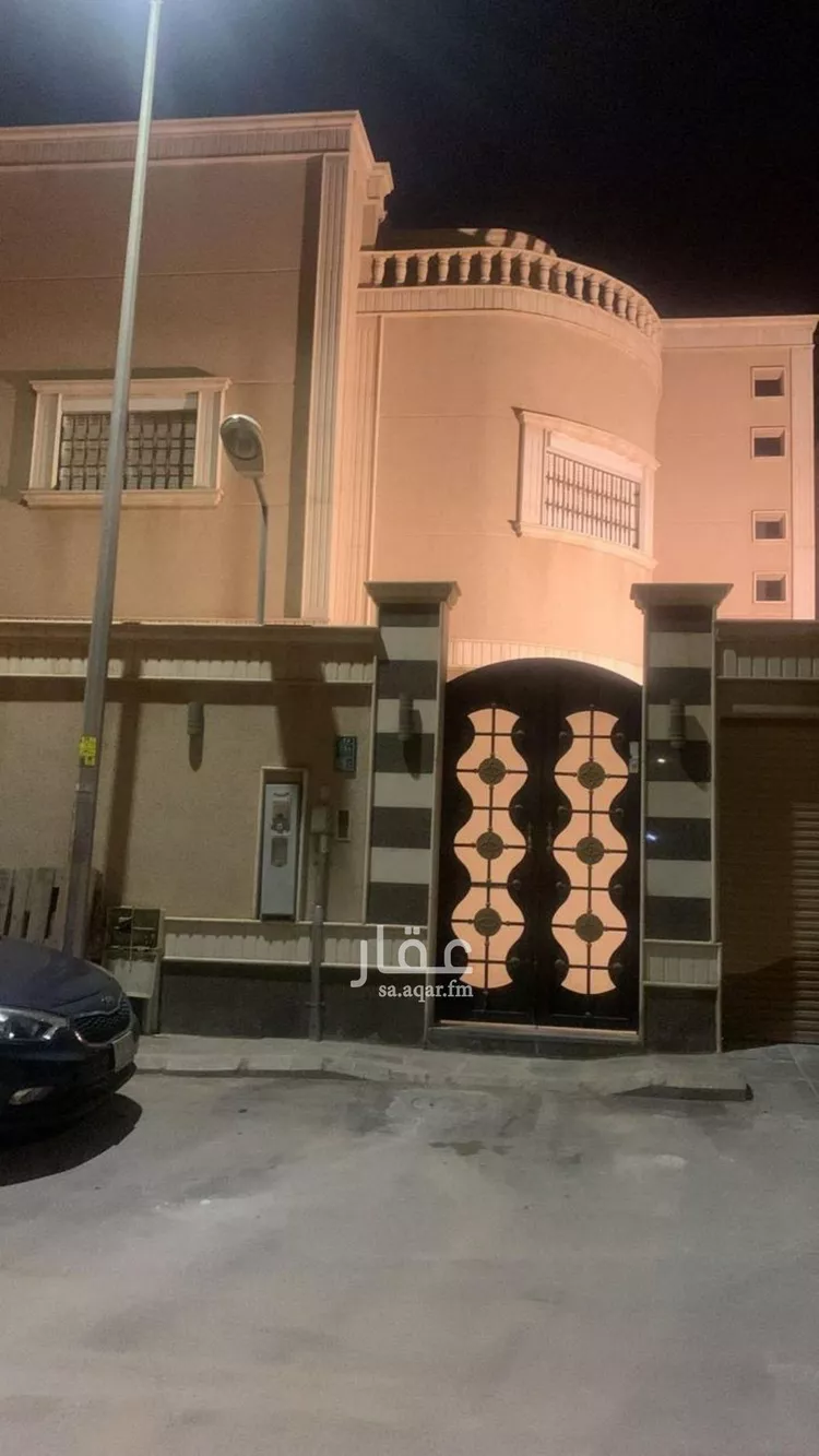 فيلا للبيع في شارع محمد بن الحسين, حي الربيع, مدينة الرياض, منطقة الرياض صورة 2