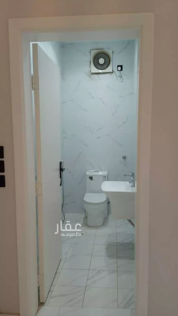 شقة للإيجار في شارع ميناء الاحمدي, حي الرياض, مدينة جدة, منطقة مكة المكرمة صورة 3