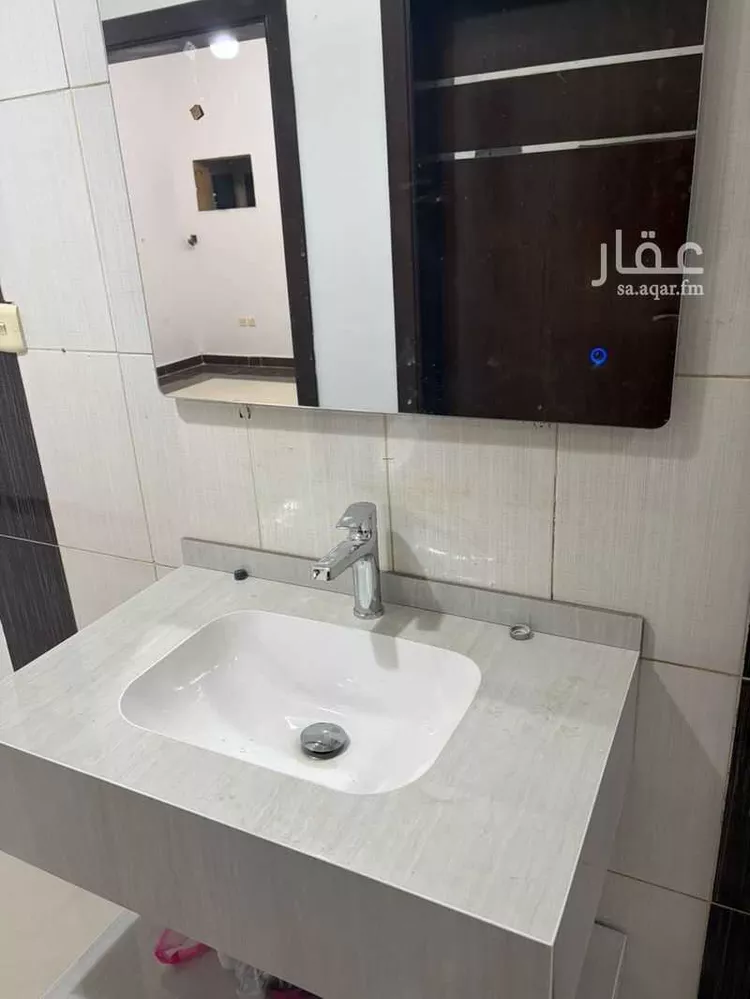 فيلا للإيجار في شارع محمد بن الأزهر, حي الشراع, مدينة جدة, منطقة مكة المكرمة صورة 5
