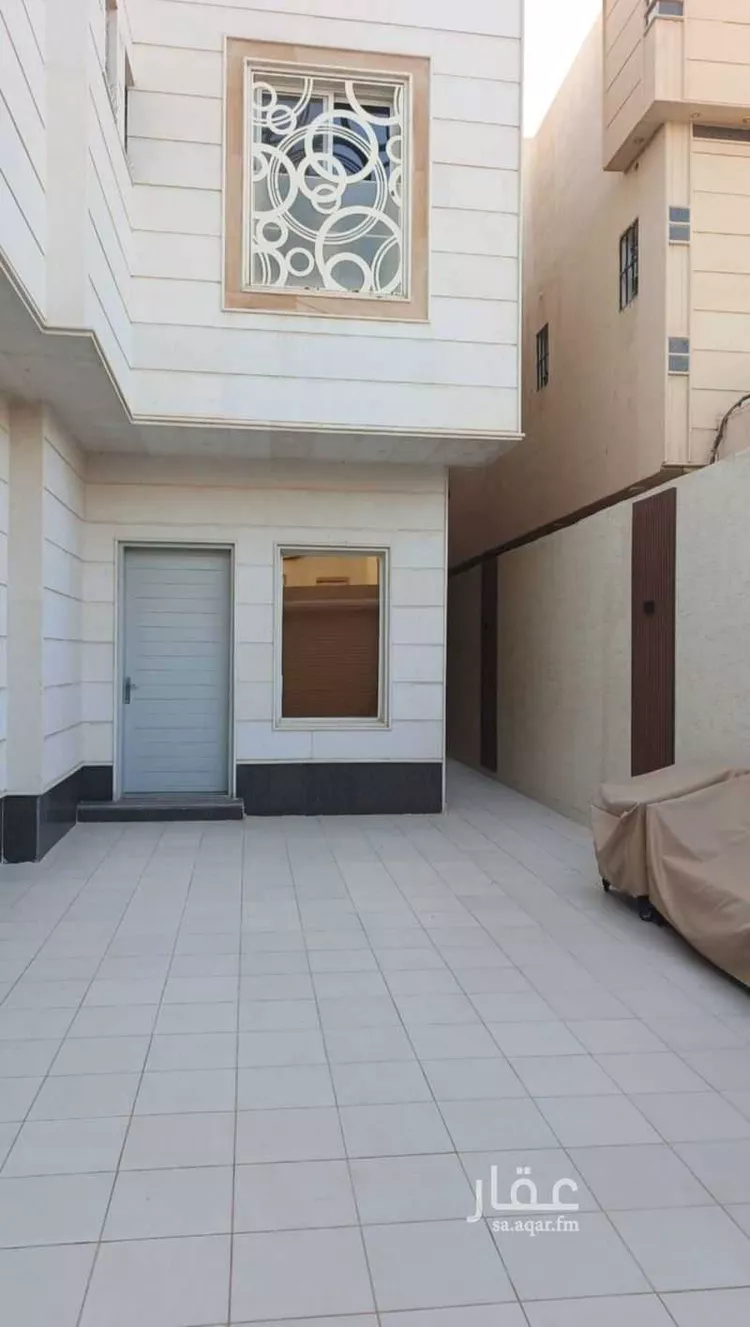 فيلا للبيع في شارع يحيىى التيمي, حي الرمال, مدينة الرياض, منطقة الرياض صورة 2