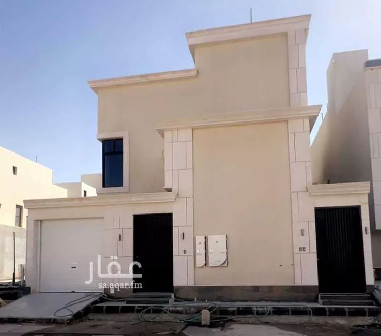 Floor for Sale in Riyadh Al Janadriyah