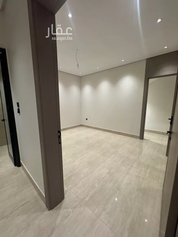 Villa for Sale in Al Khobar Al Amwaj 9