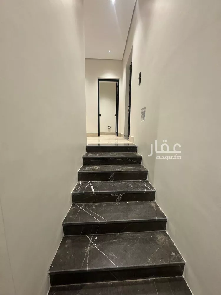 Villa for Sale in Al Khobar Al Amwaj 10