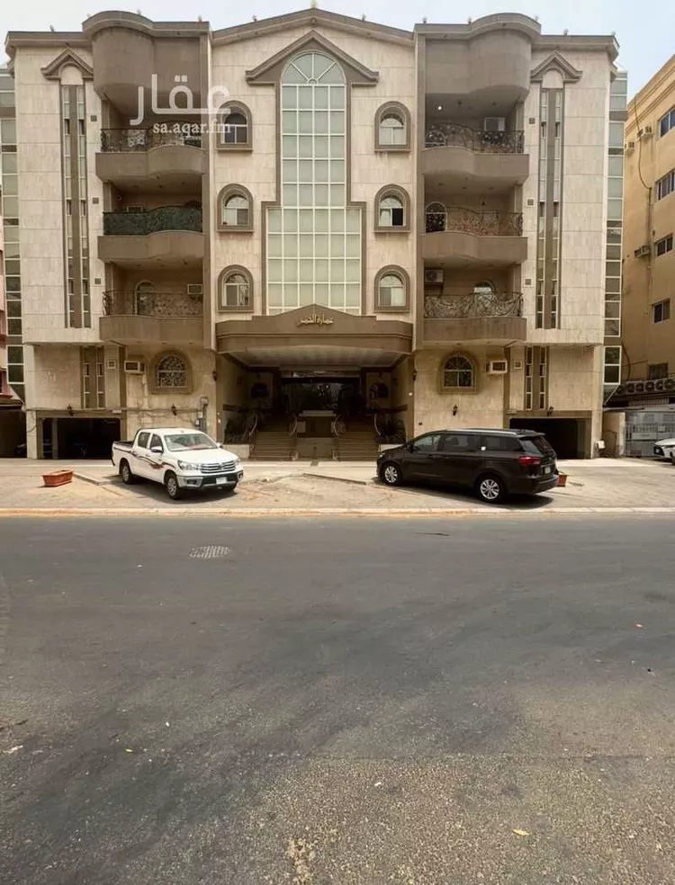 عمارة للبيع في شارع حسين باسلامه, حي الحمراء, مدينة جدة, منطقة مكة المكرمة