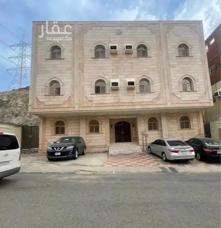 عمارة للبيع في شارع الماطري ، حي العمرة الجديدة ، مكة ، منطقة مكة المكرمة