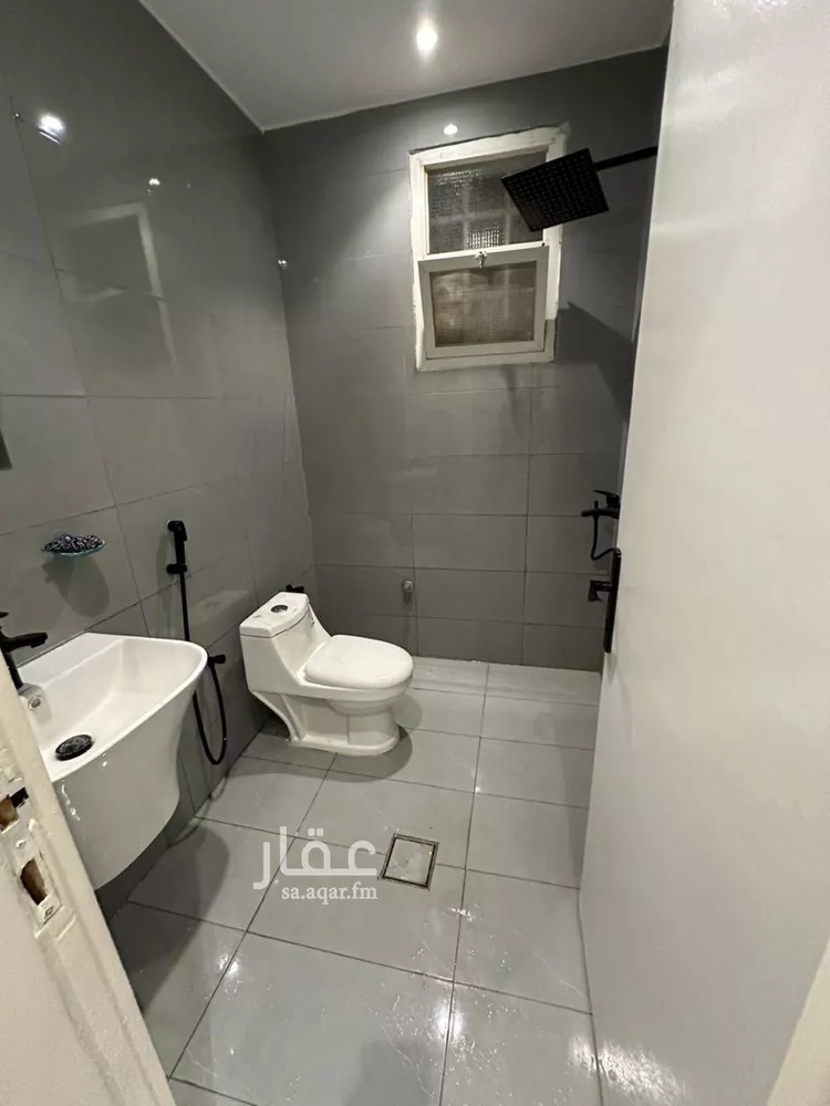 شقة للإيجار في شارع ابن شداد, حي الملز, مدينة الرياض, منطقة الرياض صورة 3