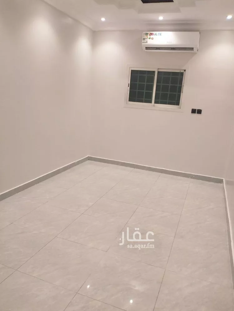 شقة للإيجار في شارع الخزنة, حي إشبيلية, مدينة الرياض, منطقة الرياض