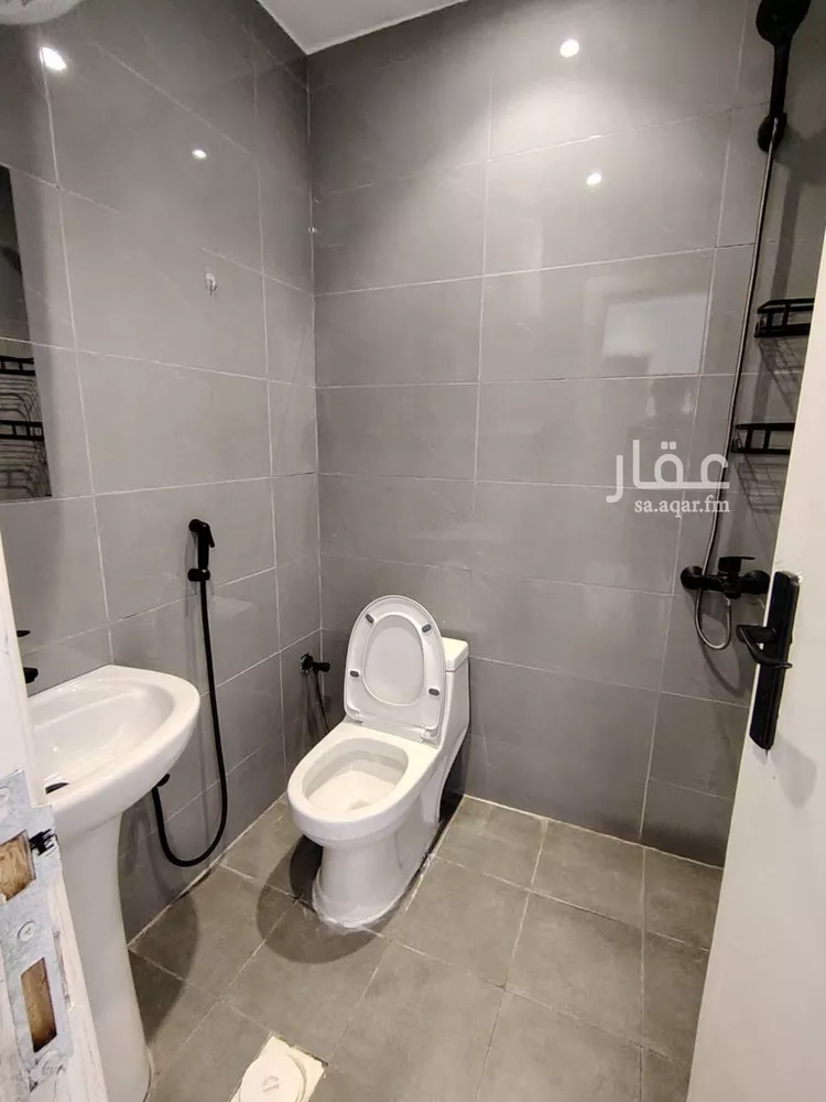 شقة للإيجار في شارع المغيره بن شعبه, حي المروج, مدينة الرياض, منطقة الرياض صورة 5