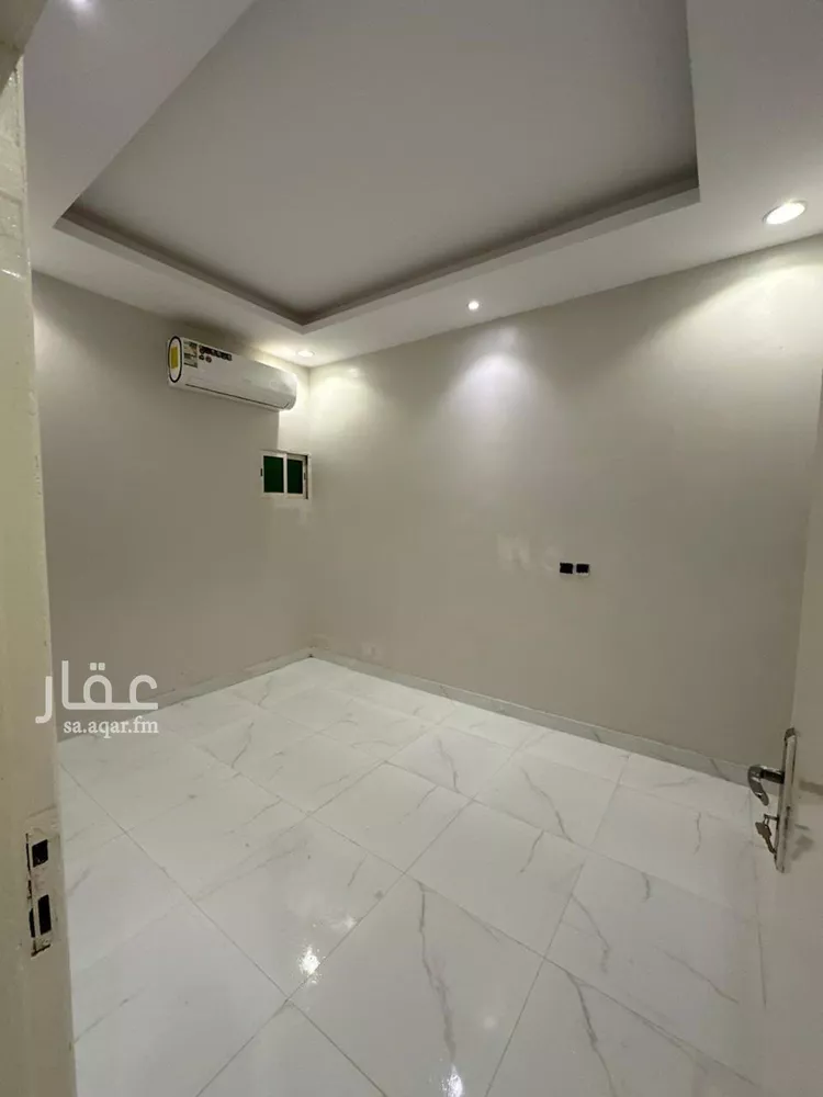 شقة للإيجار في شارع الخزنة, حي إشبيلية, مدينة الرياض, منطقة الرياض