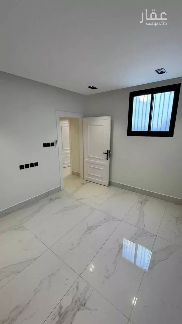عمارة للبيع في شارع عبادة بن الصامت, حي الروضة, مدينة الرياض, منطقة الرياض صورة 4