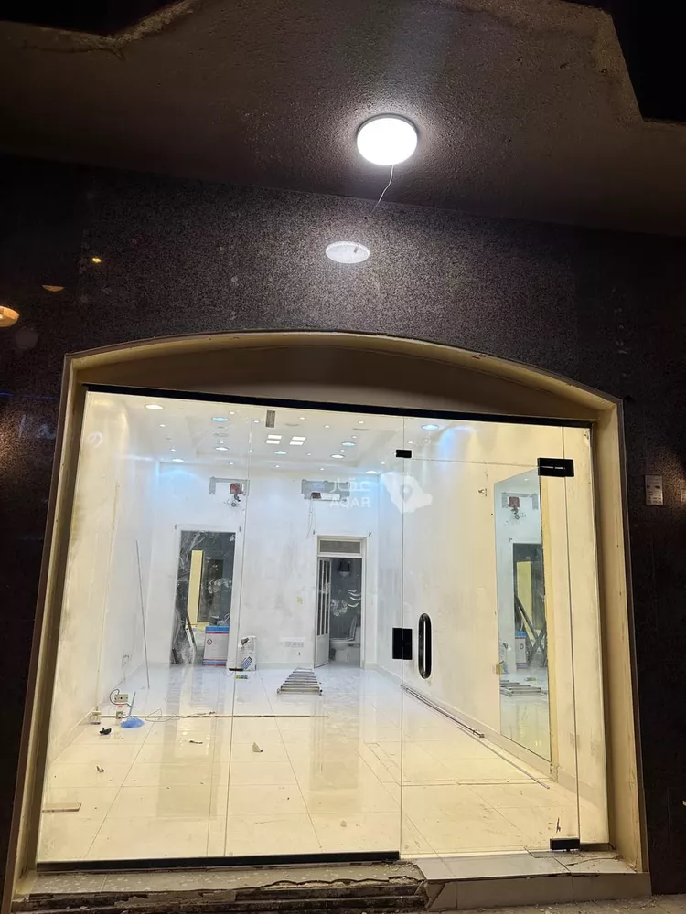محل للإيجار في شارع المغيره ابن شعبه الثقفي, حي الملك فهد, مدينة الرياض, منطقة الرياض 4