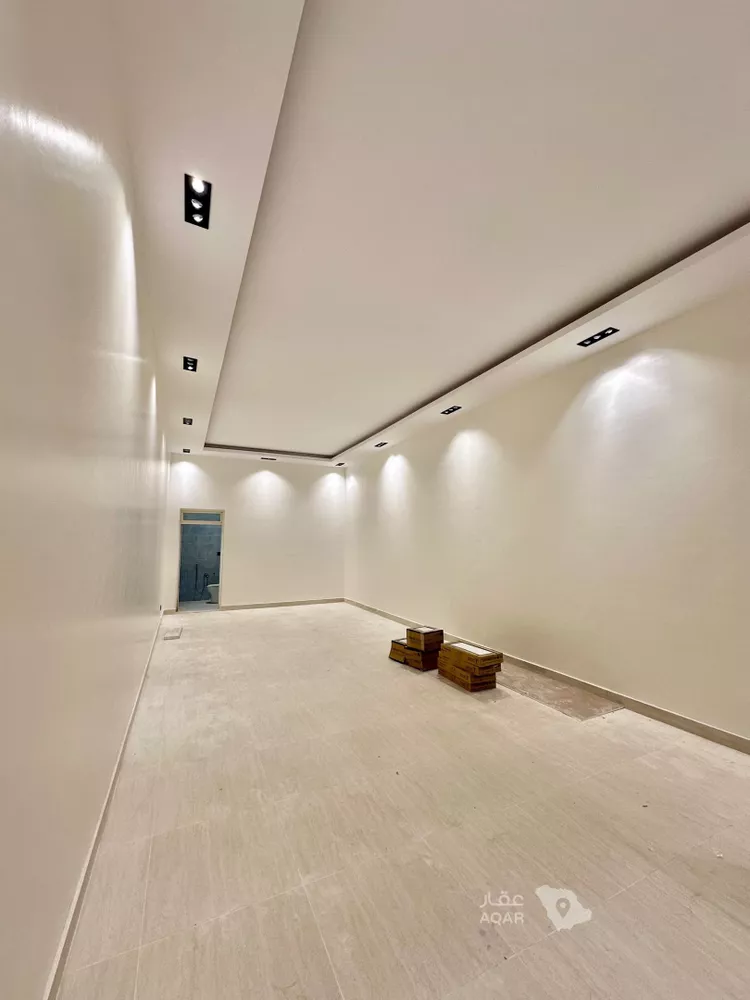 Shop for Rent in Riyadh King Fahd 2
