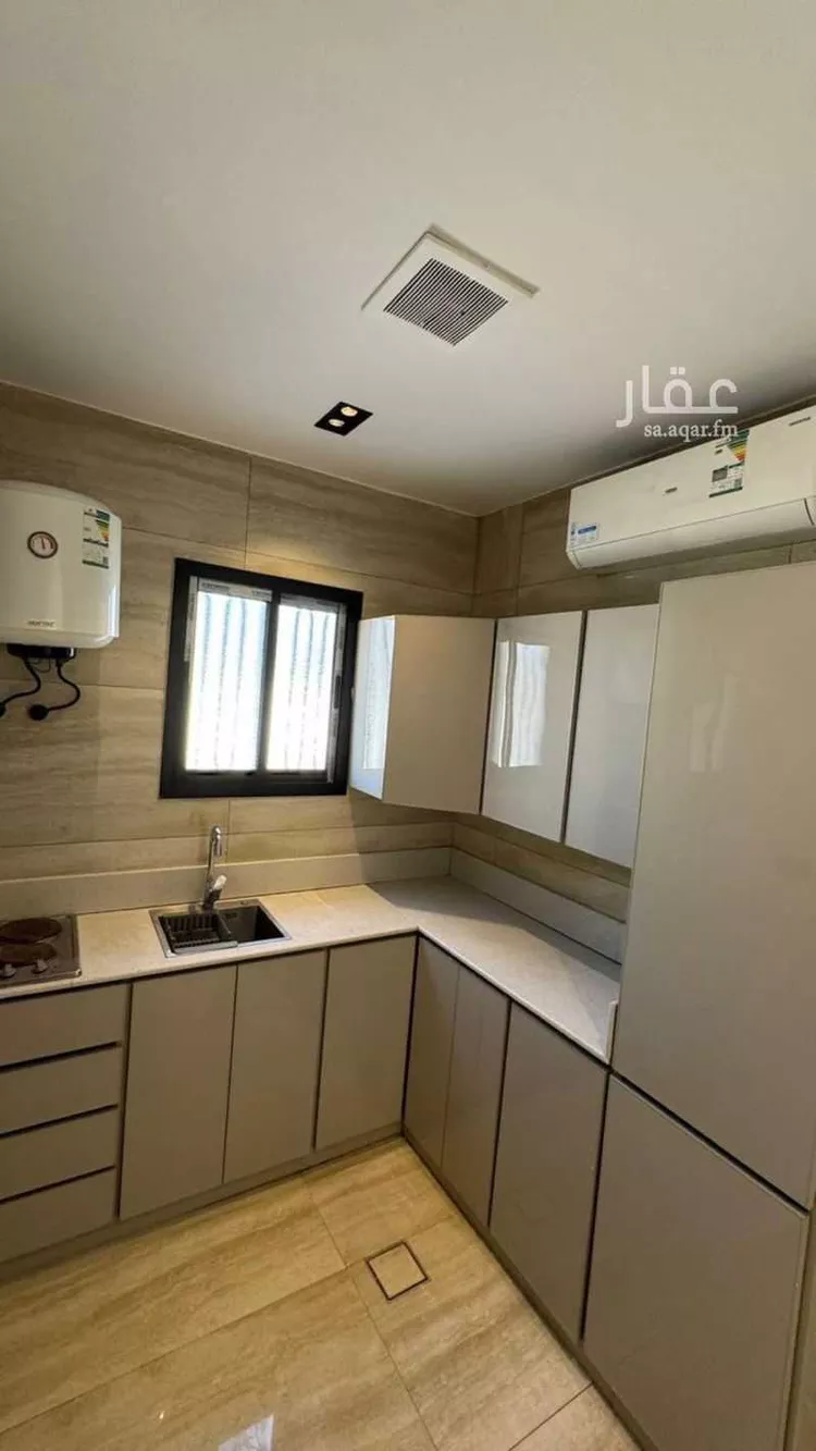 عمارة للبيع في شارع عبادة بن الصامت, حي الروضة, مدينة الرياض, منطقة الرياض 16